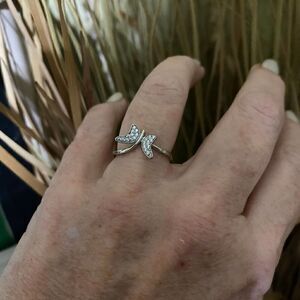 Butterfly CZ Sterling Silver Ring Size 6